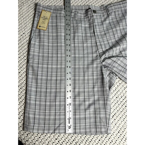 Haggar Gray Plaid Men's Flat Front Shorts - Picture 5 of 5